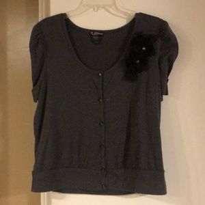 Blouse with flower detail